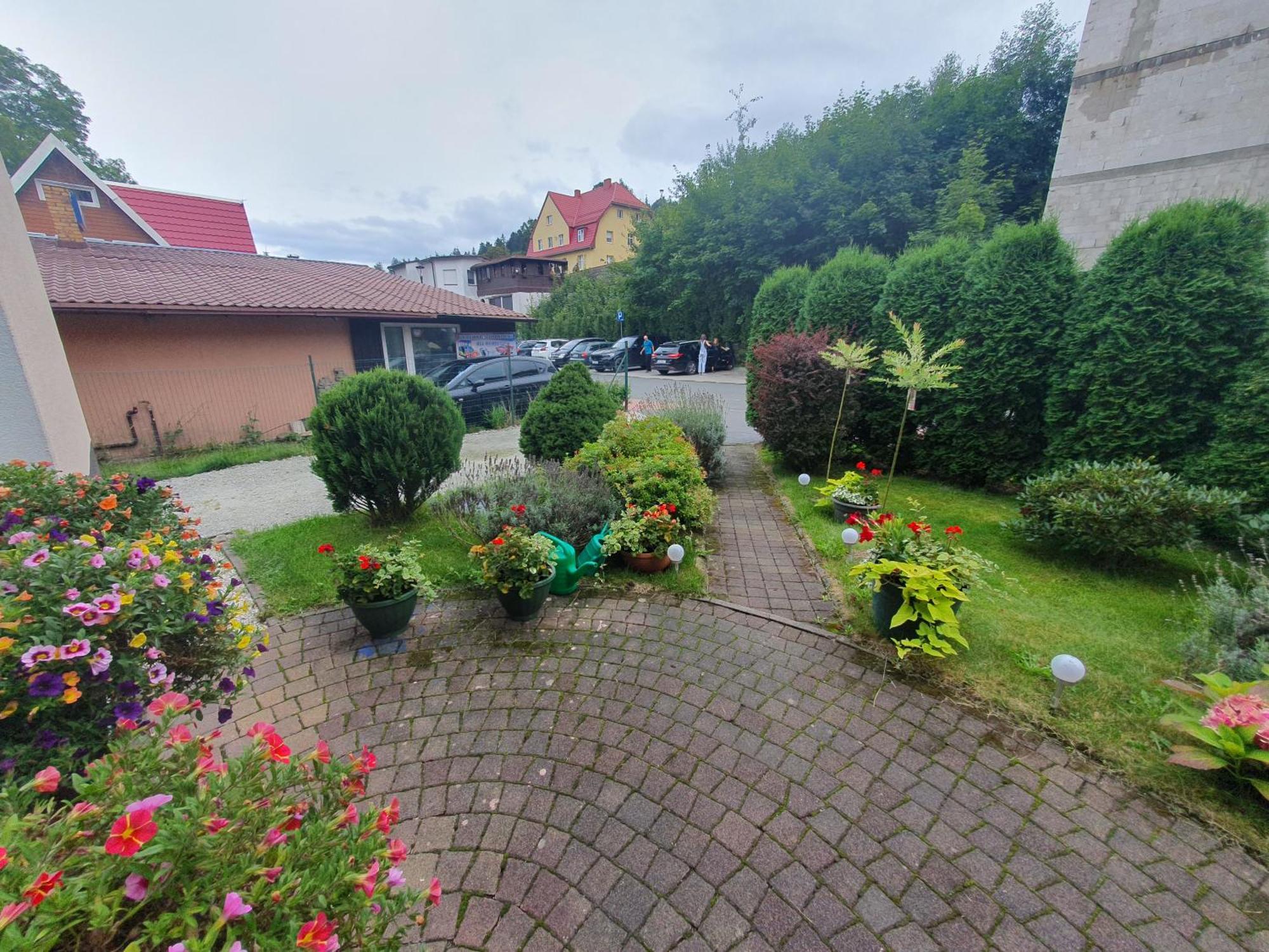 Karkoz Karpacz Bed & Breakfast Exterior photo